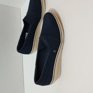 Grasshoppers Dark Blue Denim Slip-On Shoes W/ Slight Wedge Sz 9